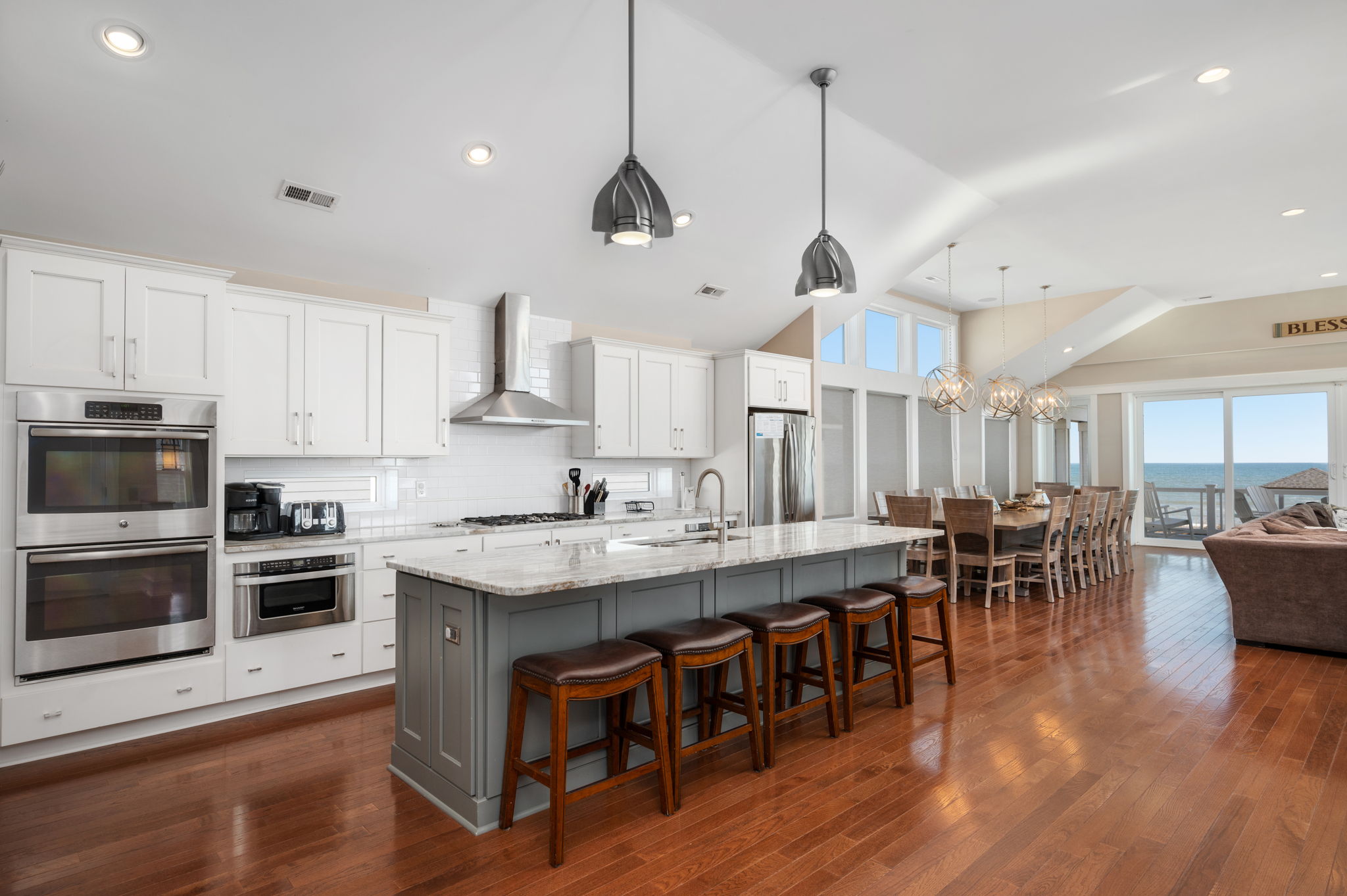 NH140 Sunset Beach House