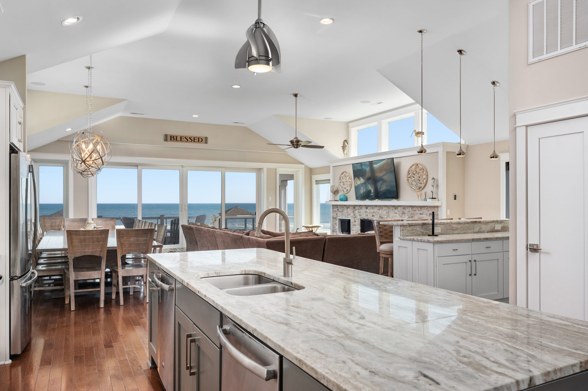 NH140 Sunset Beach House