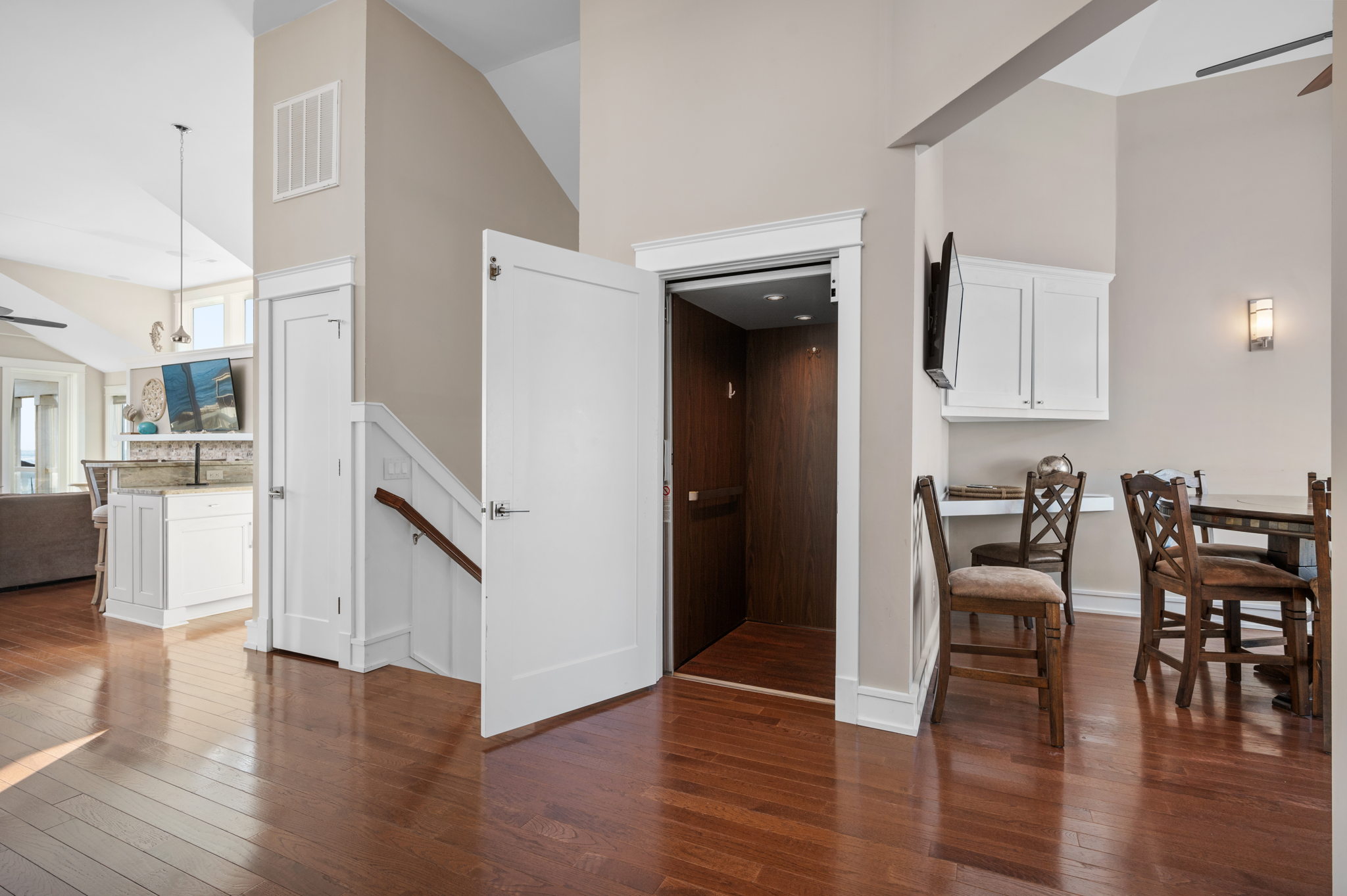NH140 Sunset Beach House