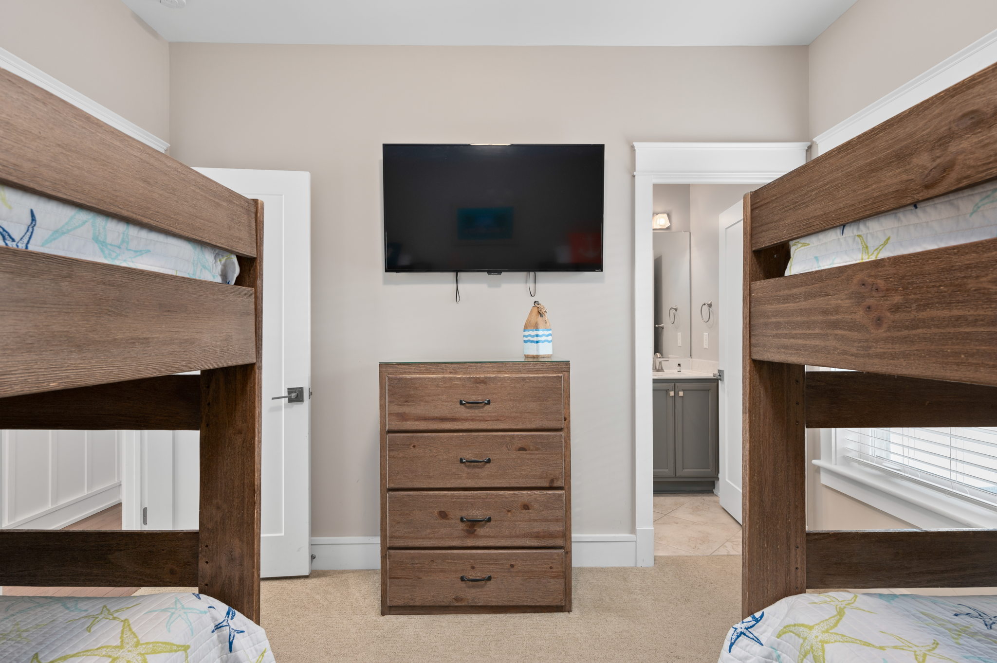 NH140 Sunset Beach House