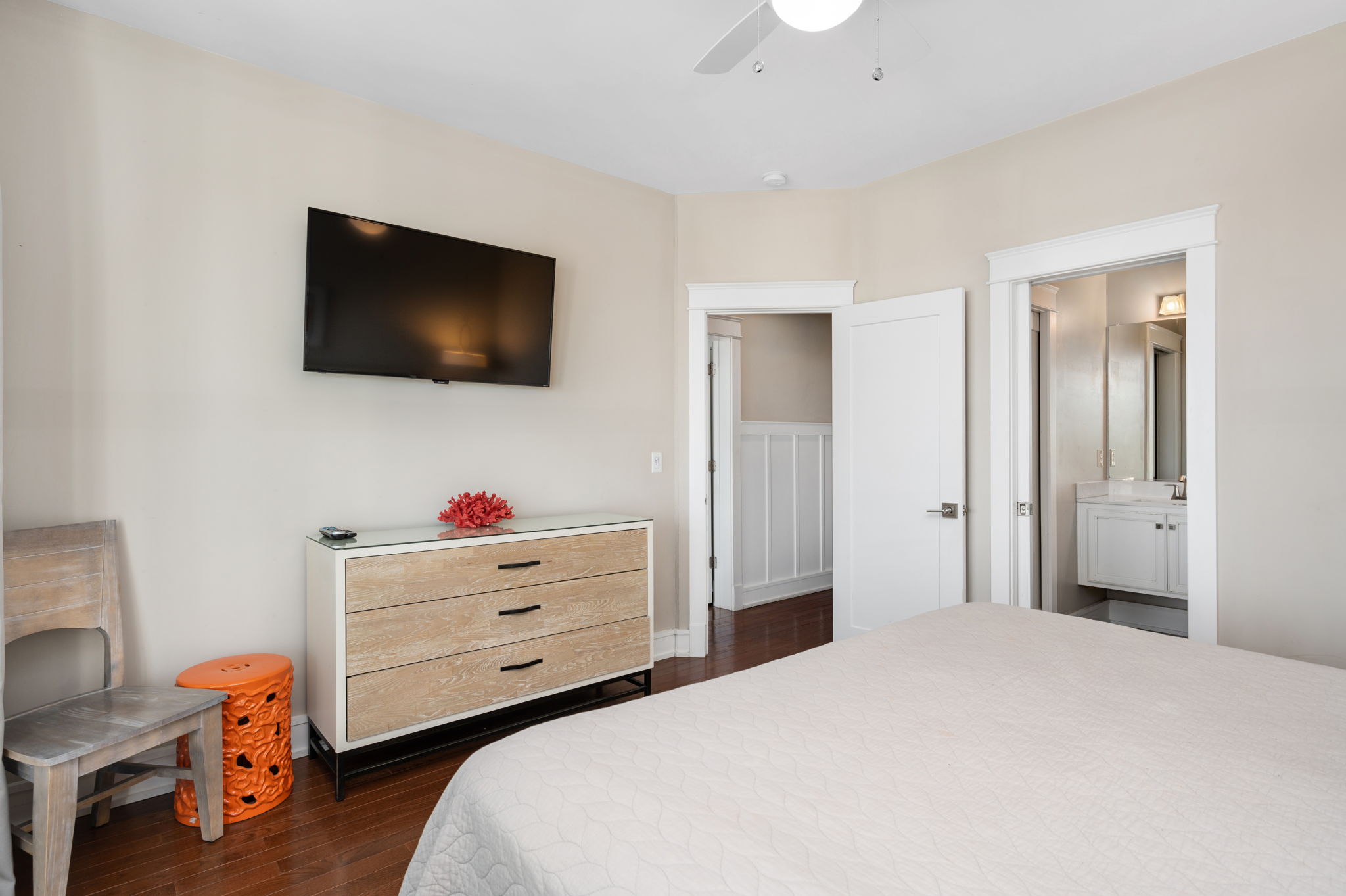 NH140 Sunset Beach House
