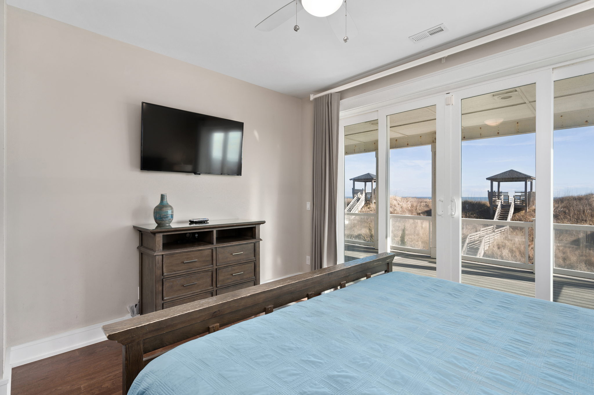 NH140 Sunset Beach House