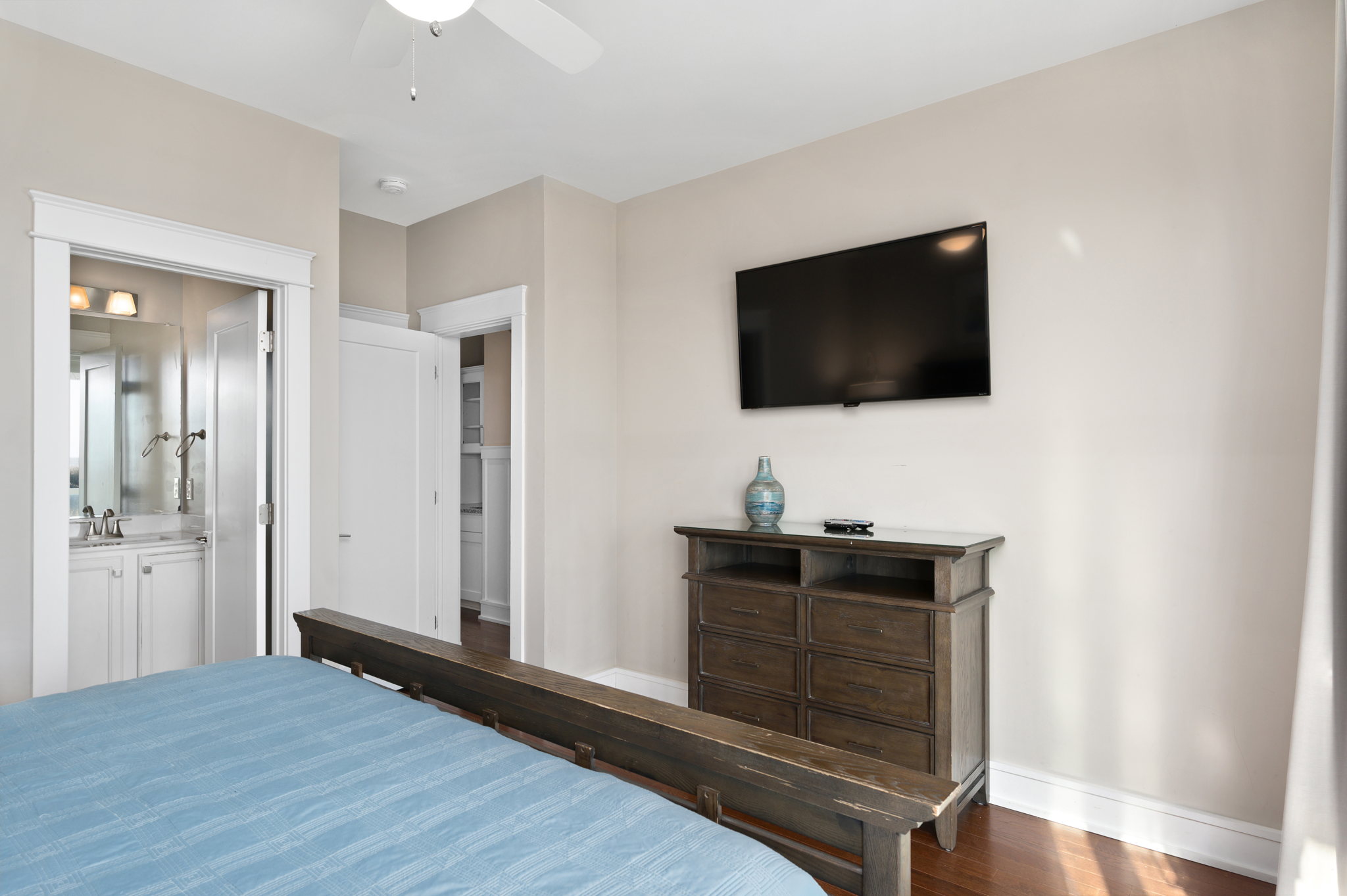 NH140 Sunset Beach House