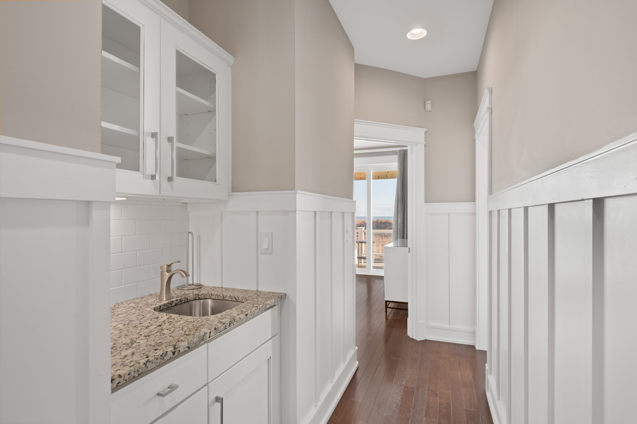 NH140 Sunset Beach House