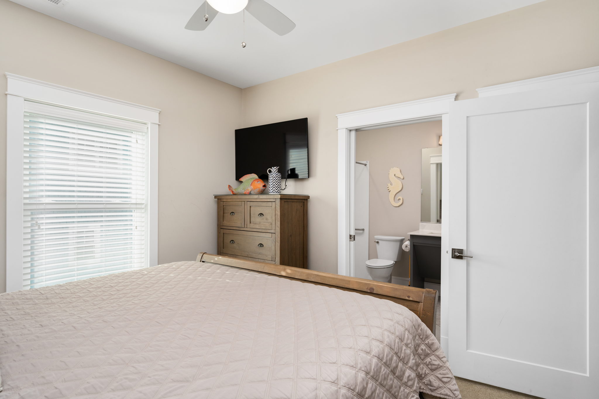 NH140 Sunset Beach House