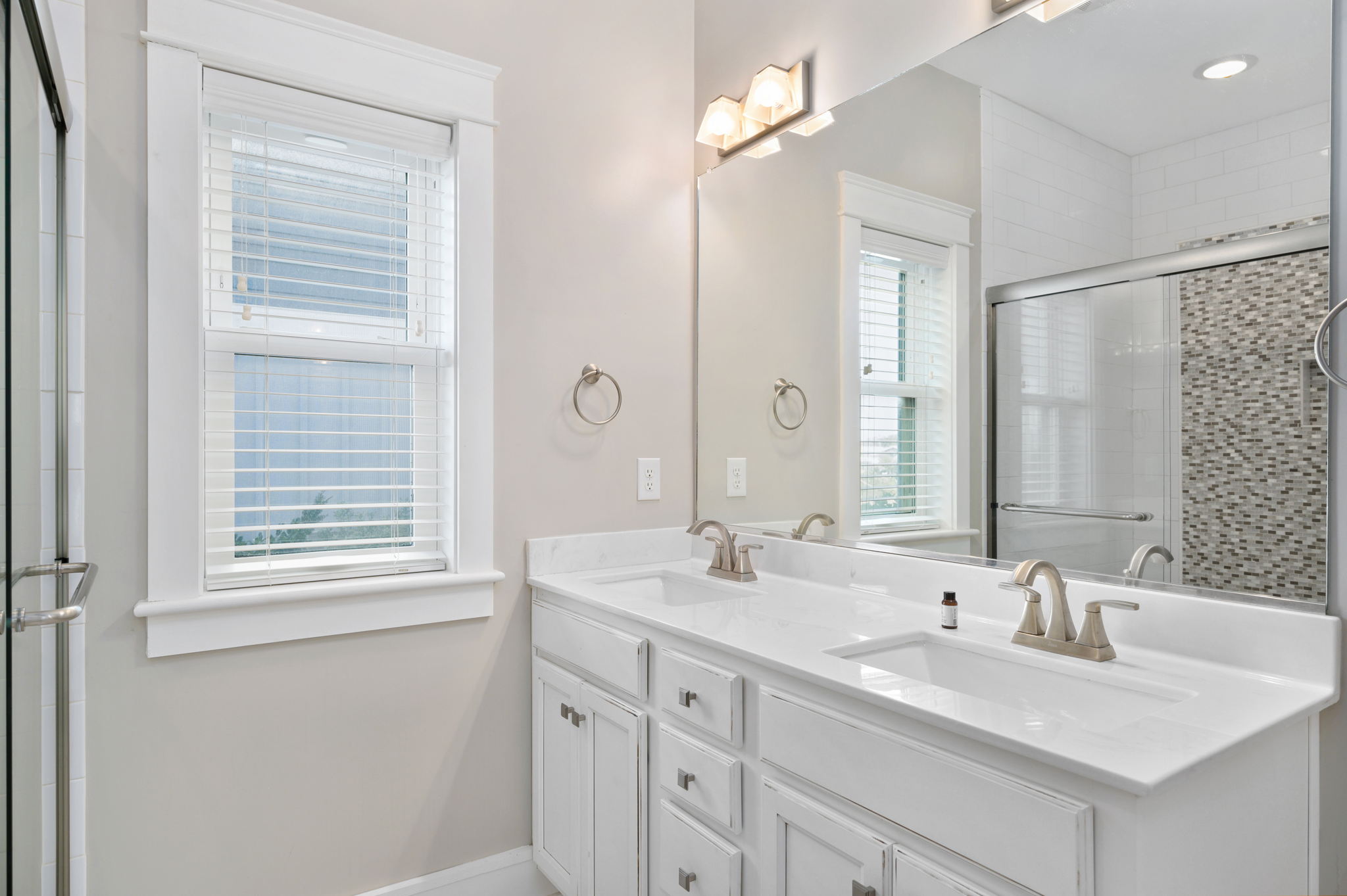 NH140 Sunset Beach House