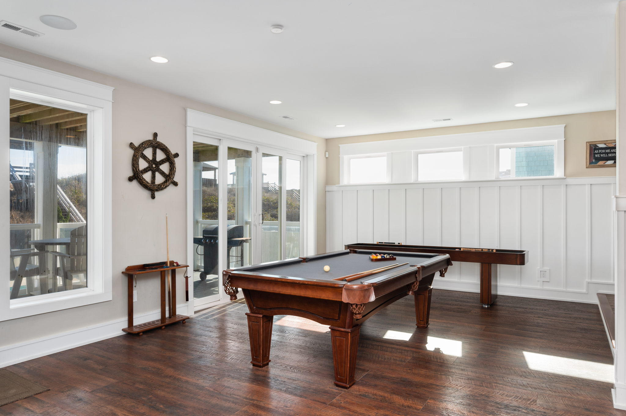 NH140 Sunset Beach House