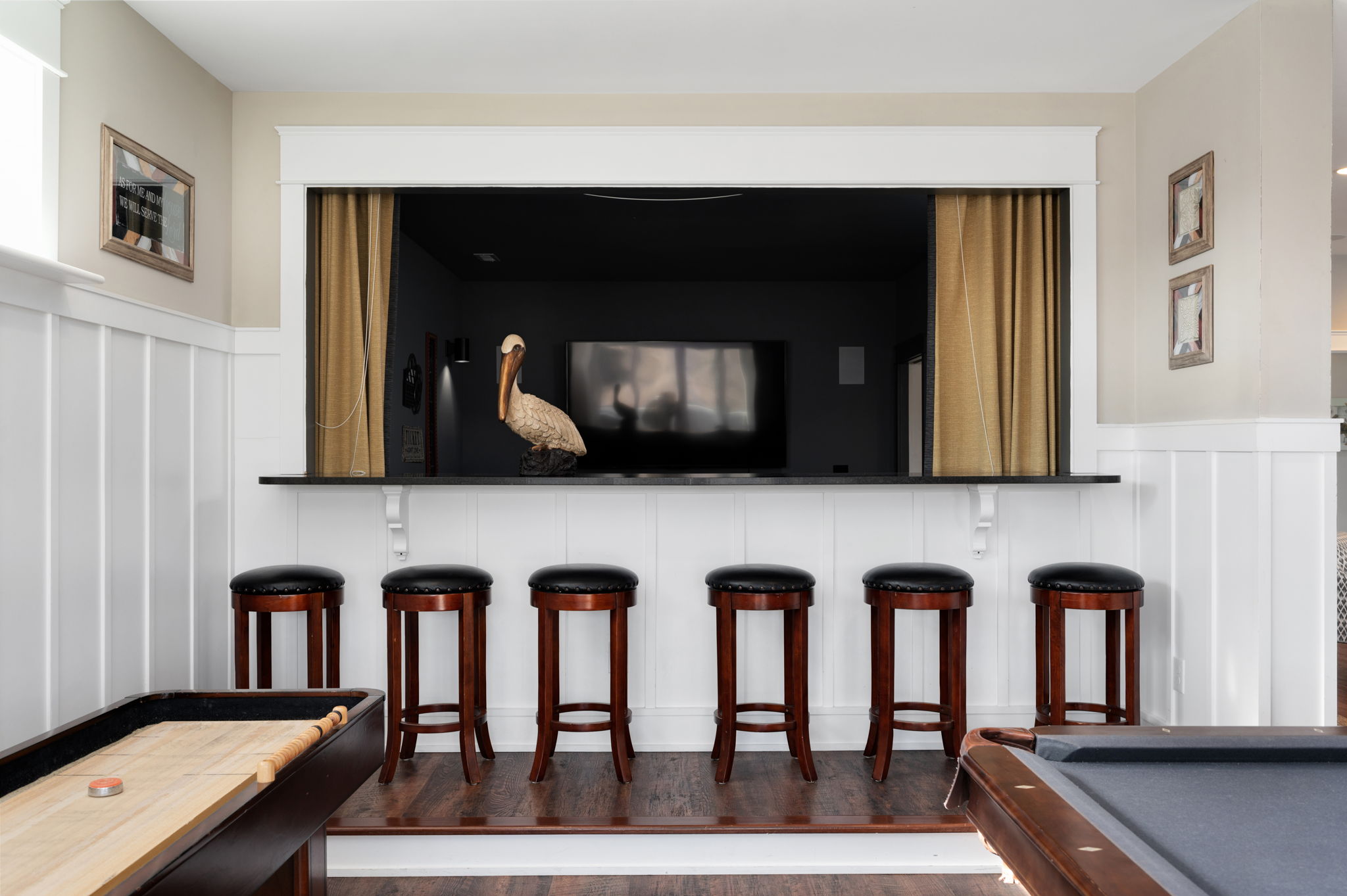 NH140 Sunset Beach House