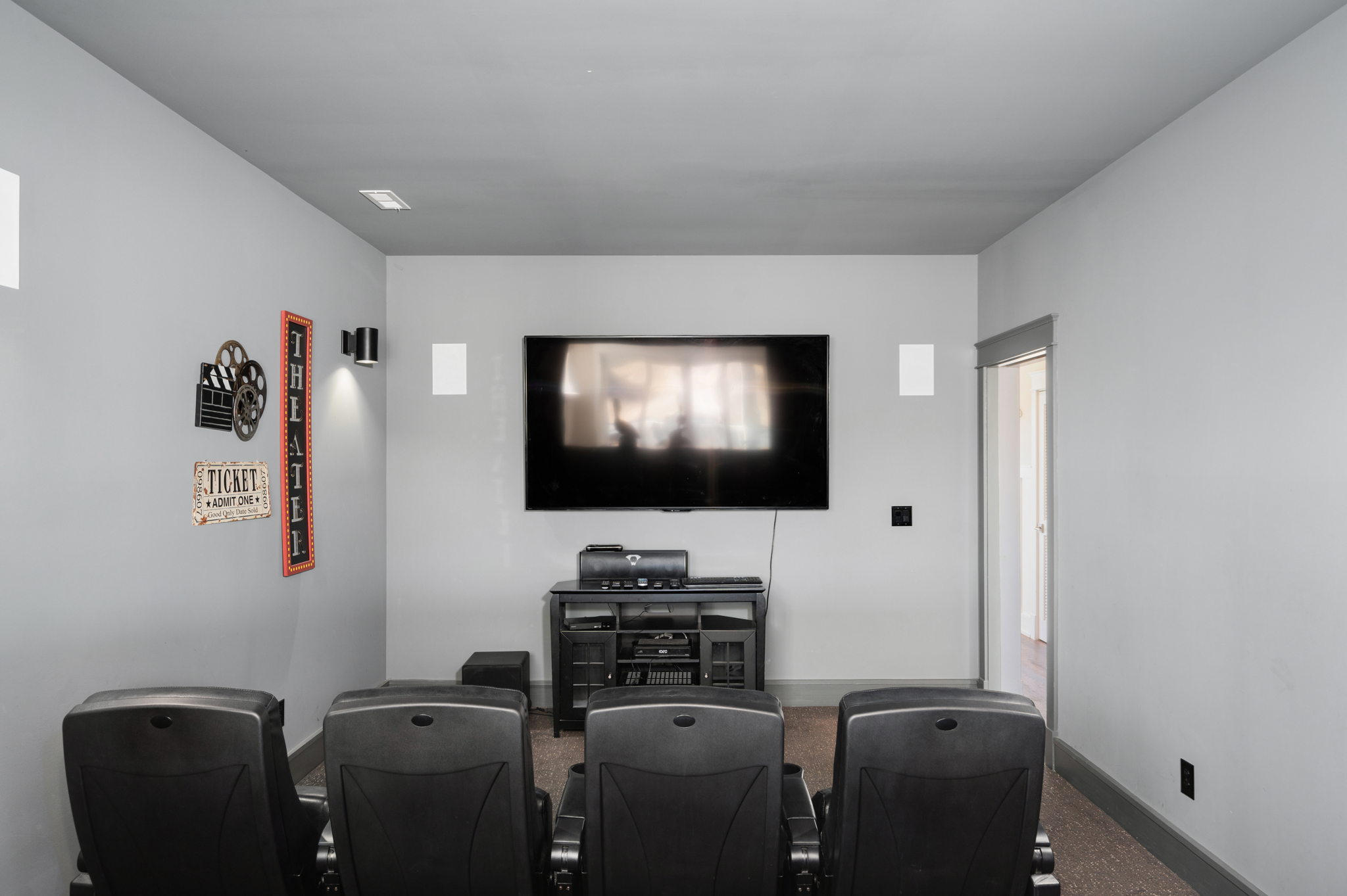 NH140 Sunset Beach House