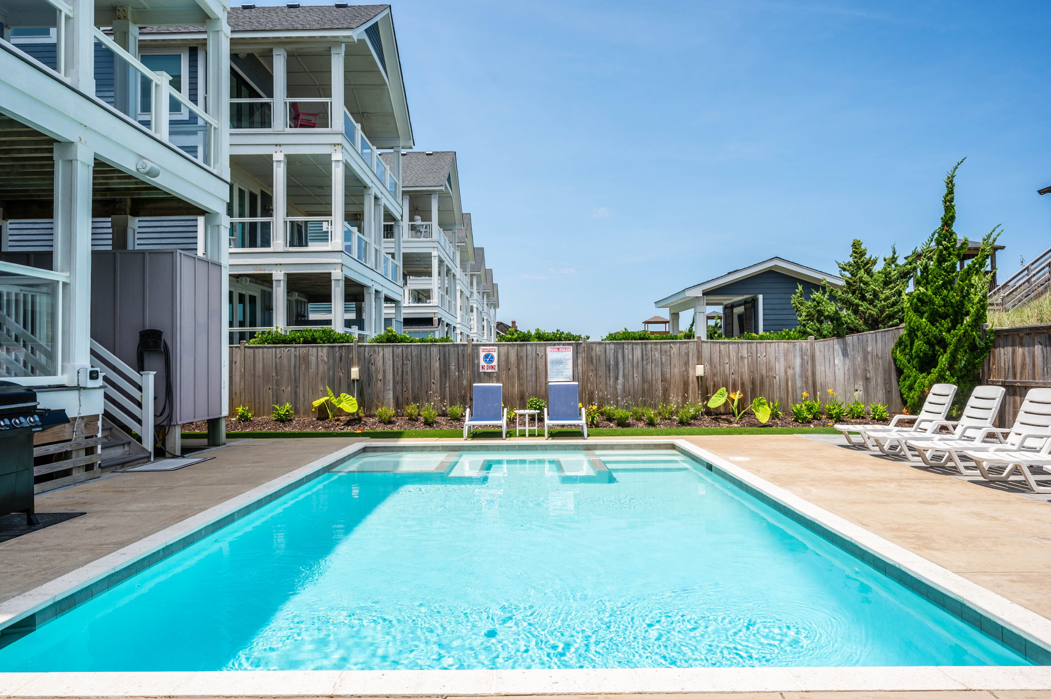 NH140 Sunset Beach House