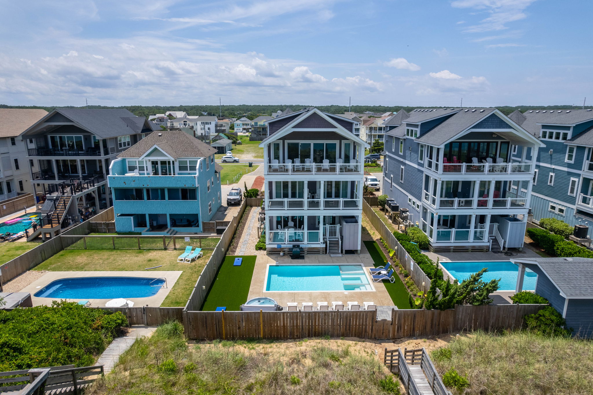 NH140 Sunset Beach House