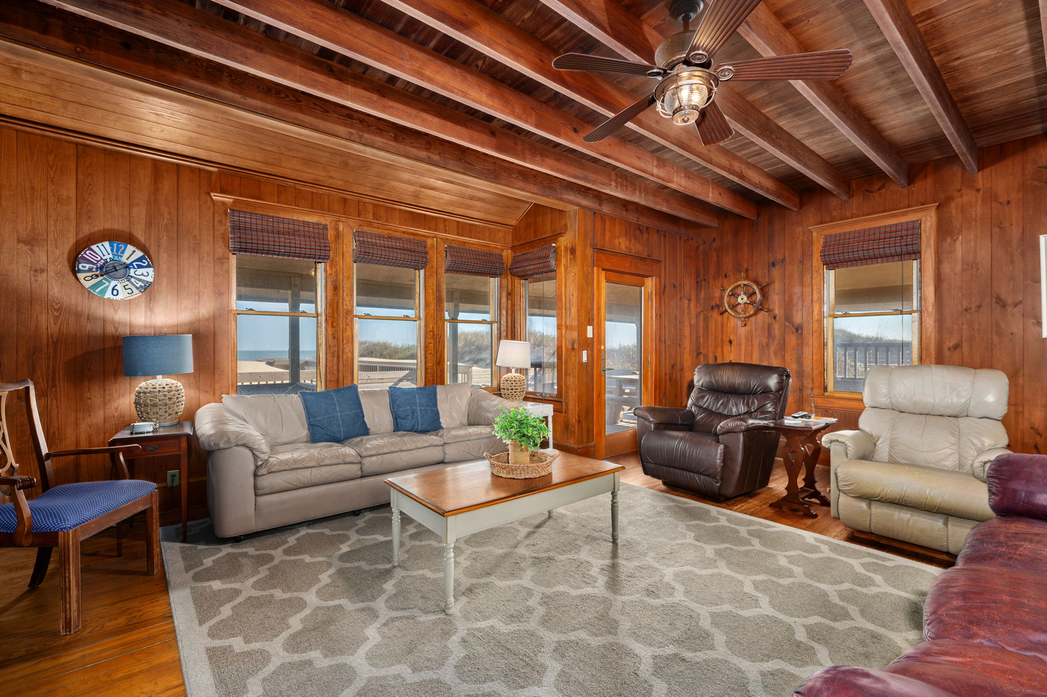 NH330 It's Beach Time