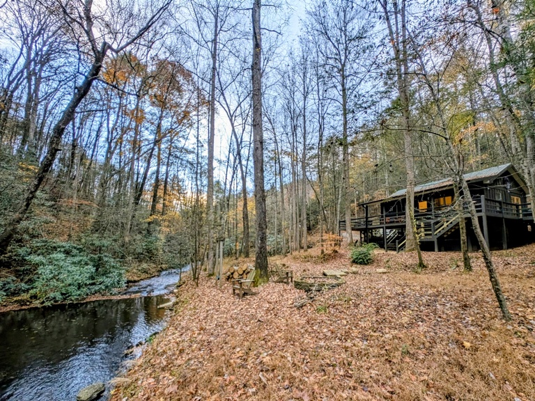 706 On The Creek