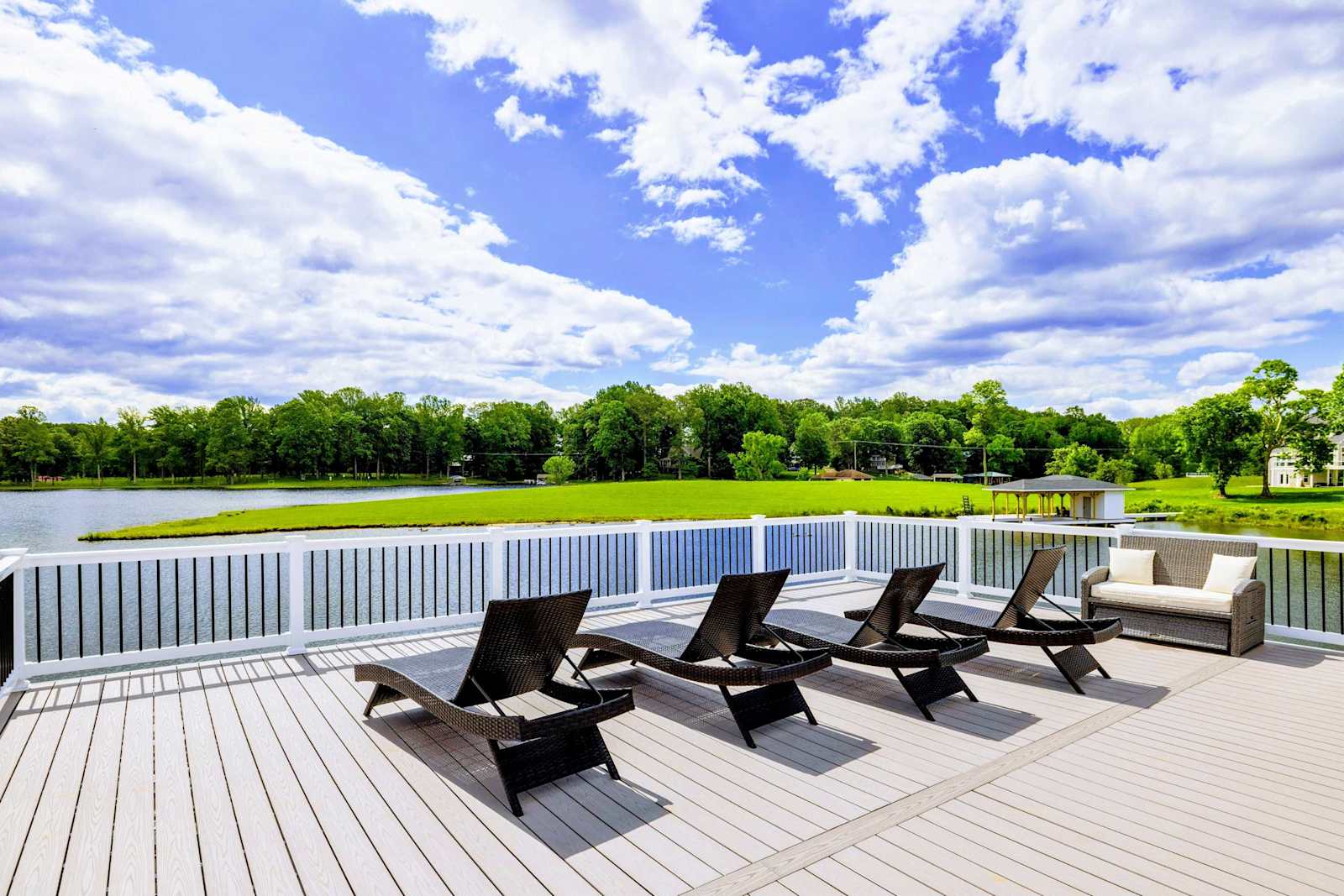Rock Island Luxury