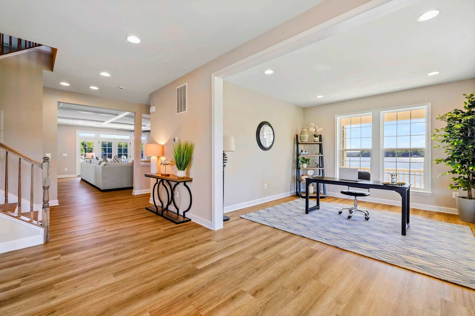 Private Pointe