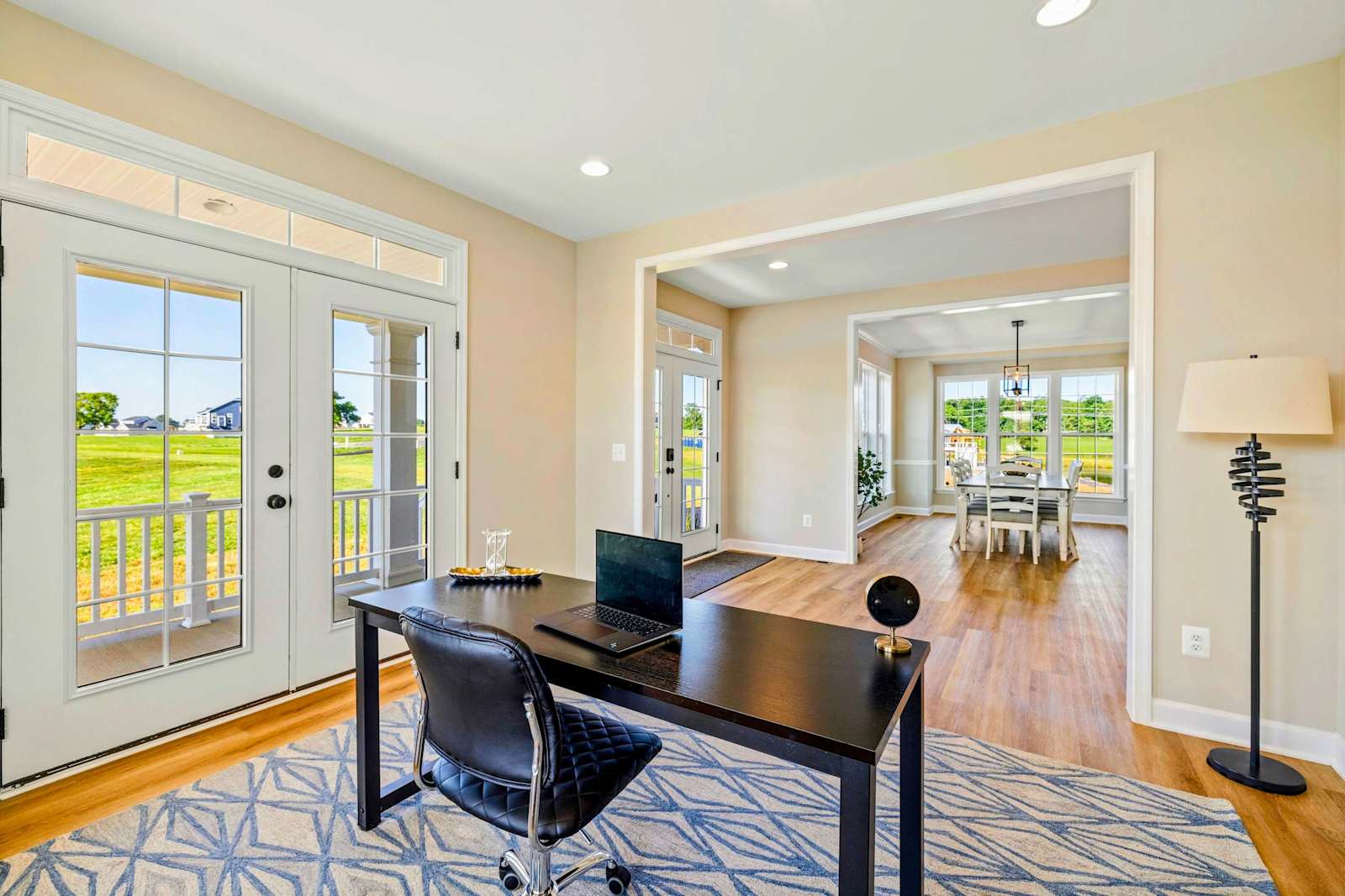 Private Pointe