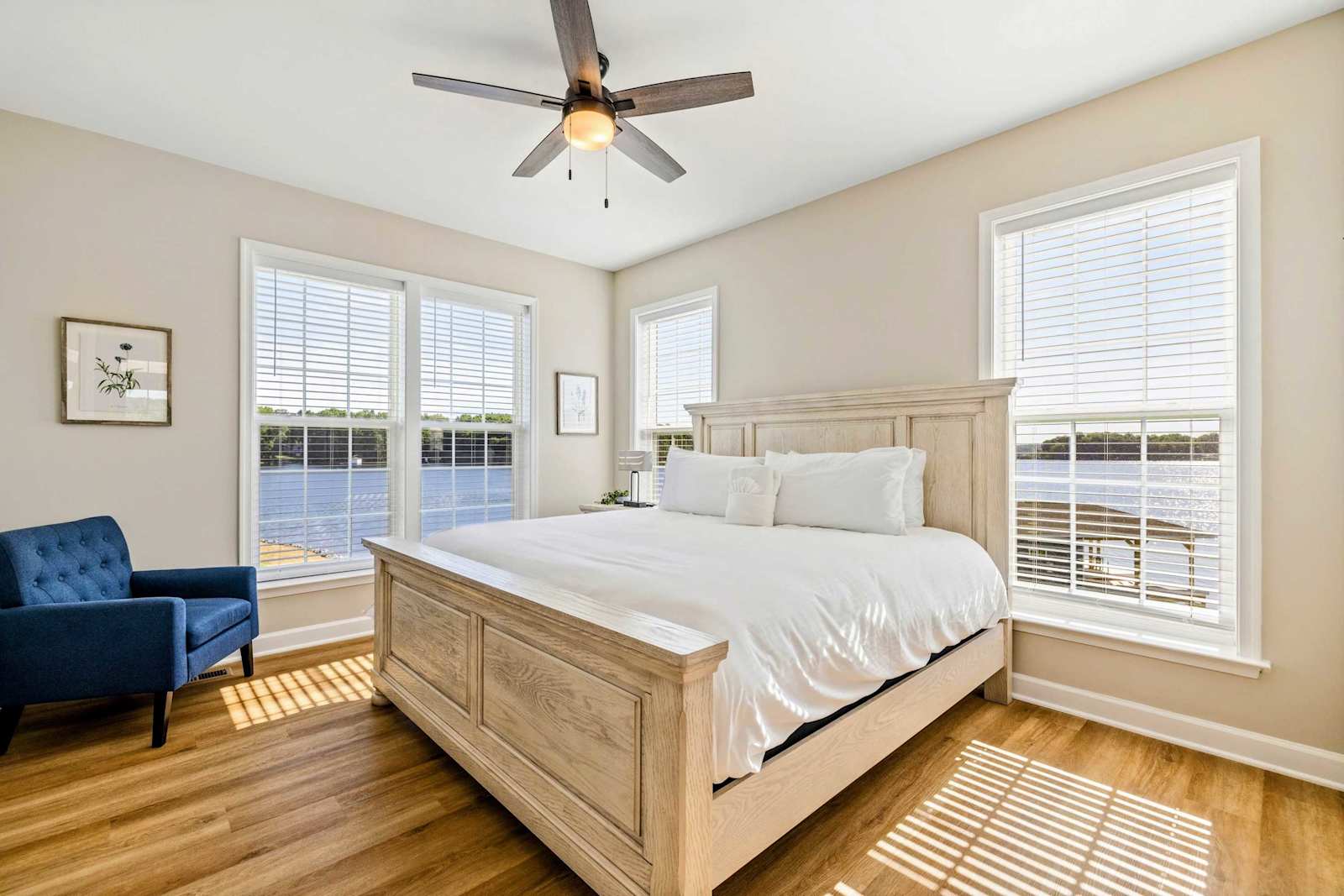 Private Pointe
