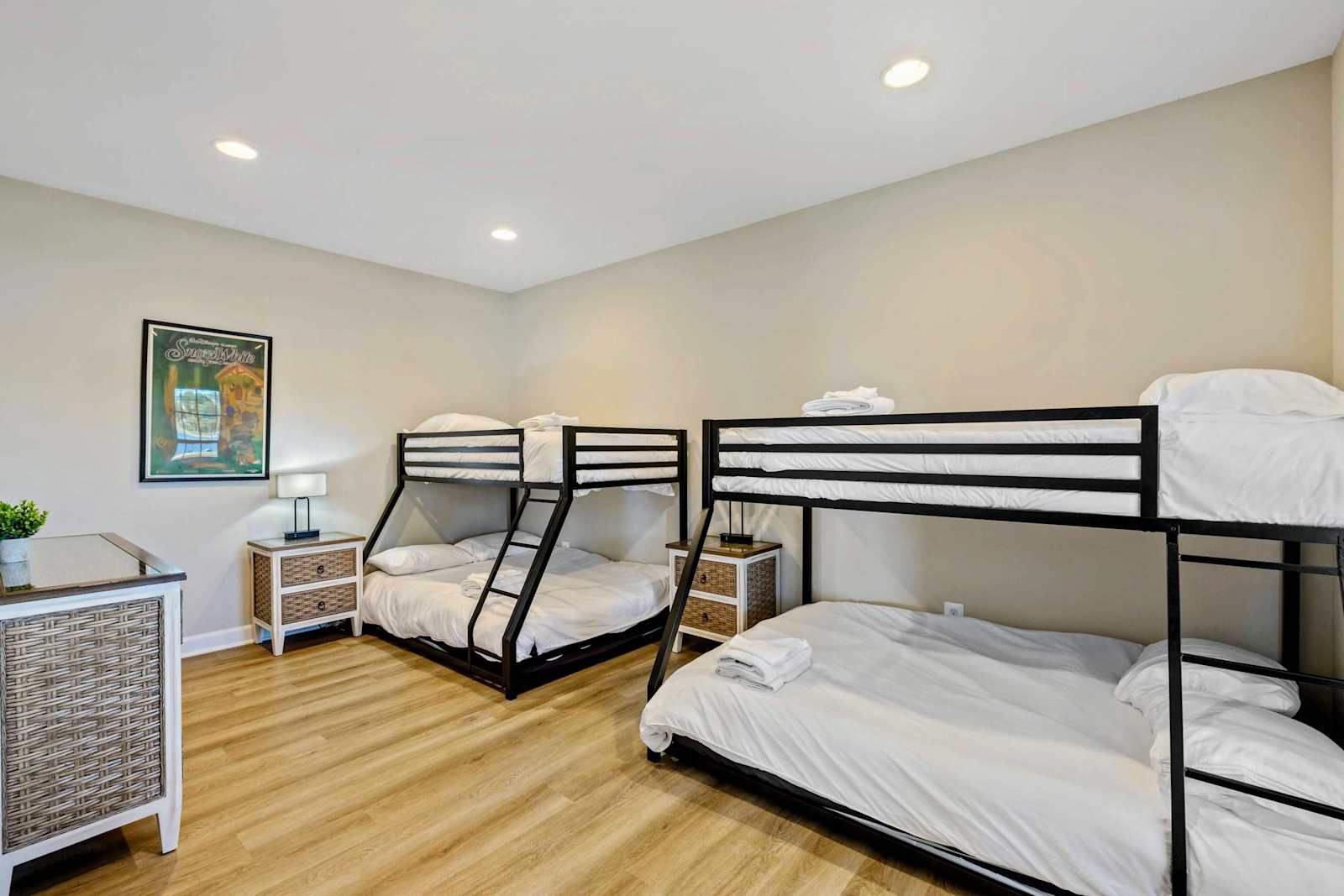 Private Pointe