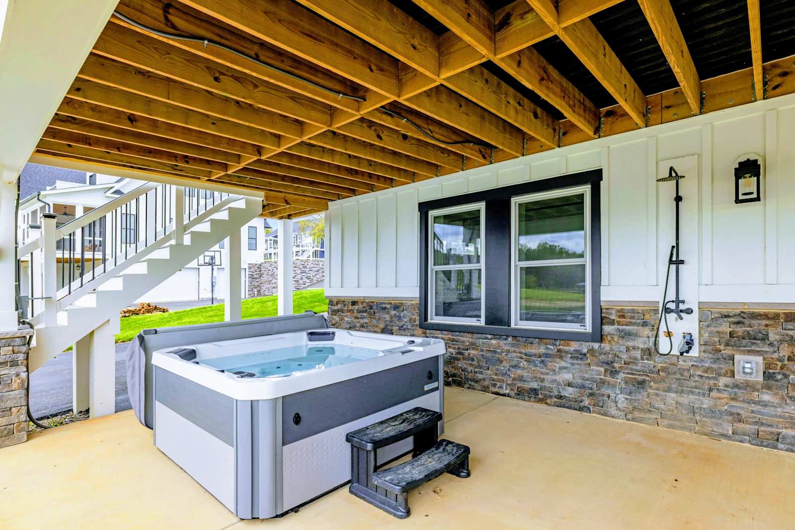 Rock Island Retreat